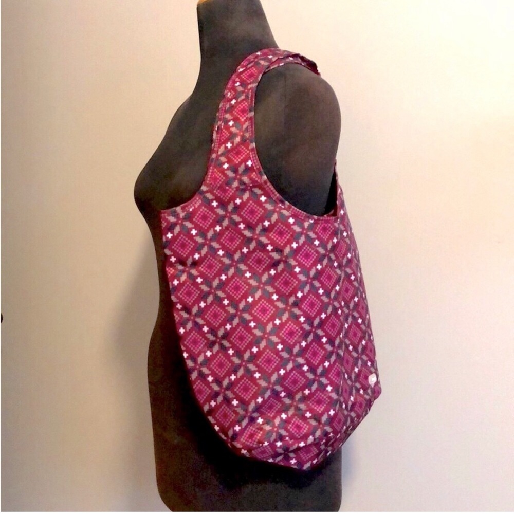 Lug Burgundy Patterned Foldable Eco Shopper Tote Bag, New Without Tags - Picture 2 of 11